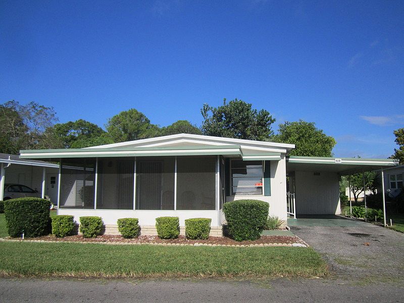 1st image of 137 N Lake Dr