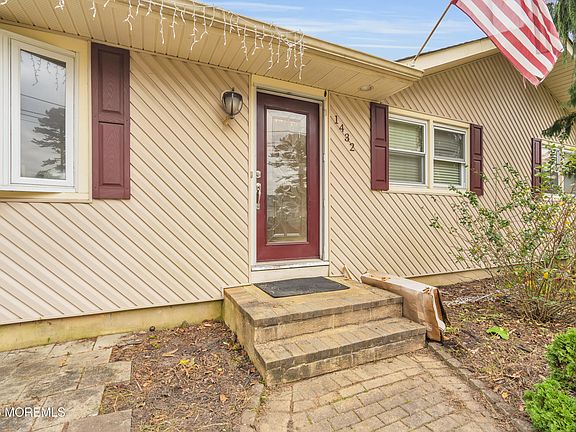 4th image of 1432 11th Avenue