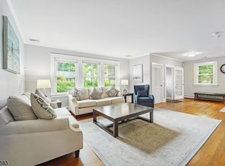 114 Park Ave, Verona, NJ 07044
