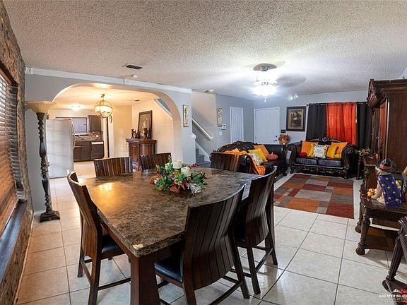 2nd image of 1107 Sun Valley St