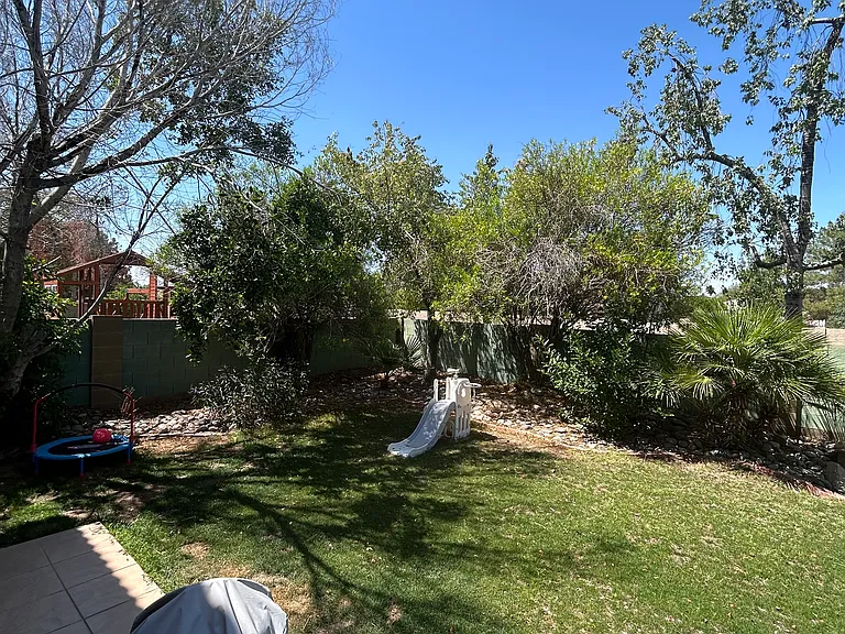 1412 E Gail Dr — Photo 4
