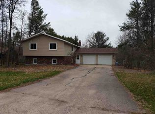 2420 Springville Dr, Plover, WI 54467
