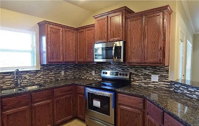6204 Flat Slate Dr — Photo 5