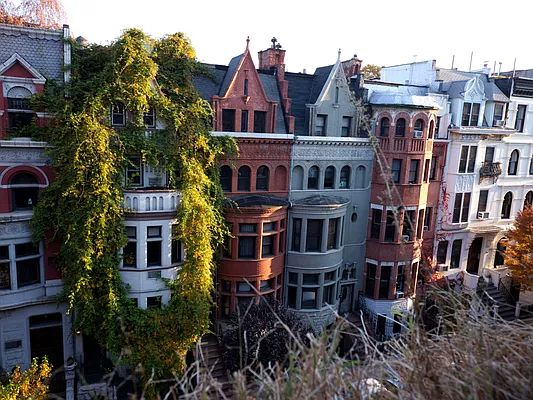 Sold by Owner | media 52