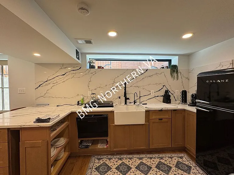 1909 Rollins Dr — Photo 67