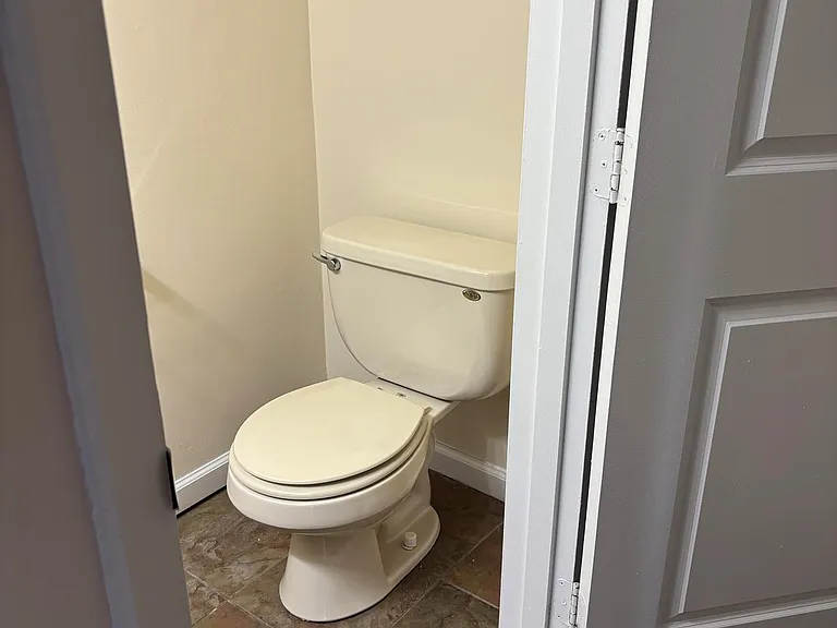 504 Heritage Dr — Photo 18