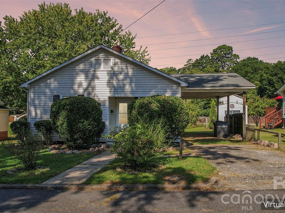 1st image of 402 York Ave