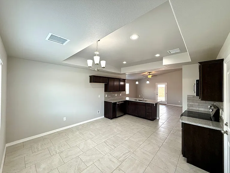 732 Vista Grande Dr — Photo 20