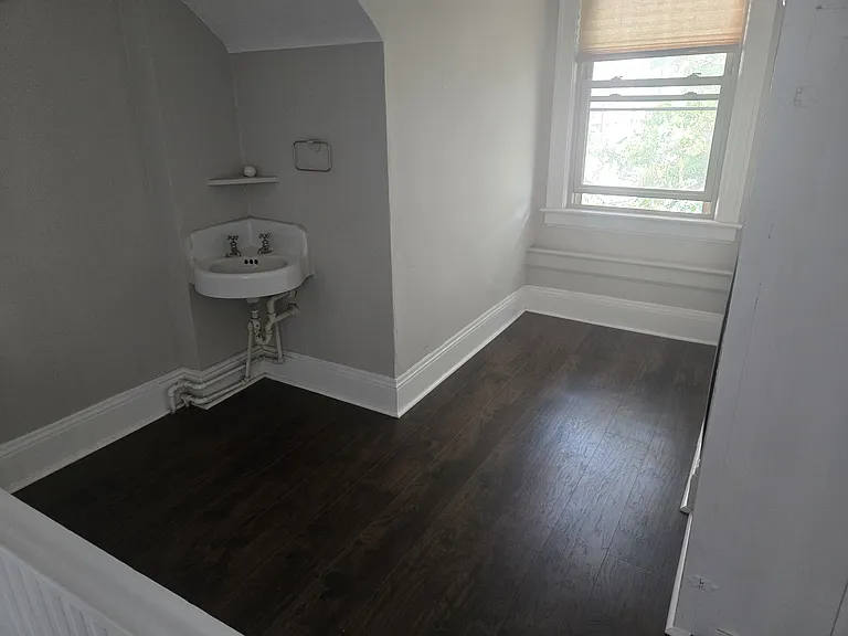 325 E 12th Ave #2 — Photo 17