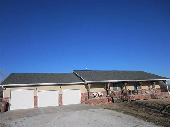 2nd image of 8001 SW 98th St