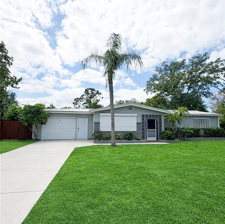 1st image of 7386 Pine Dr