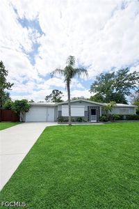7386 Pine Dr, Fort Myers, FL, 33967