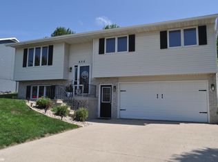 616 Southgate Rd, Carroll, IA 51401