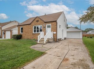 9 Petan Dr, Cheektowaga, NY 14225