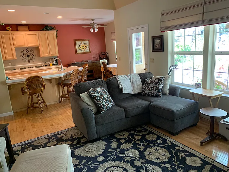 3731 Clinton Way — Photo 32