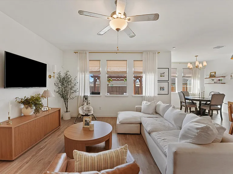 5028 Waterway Dr — Photo 5