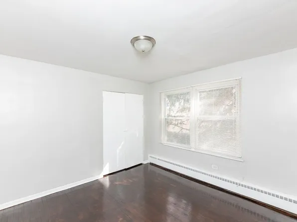3058 N Kostner Ave APT 2W, Chicago, IL 60641