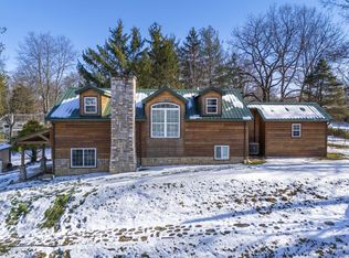 306 N Park Dr, Baltimore, OH 43105
