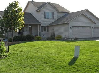 4047 Brougham Blvd NE, Prior Lake, MN 55372