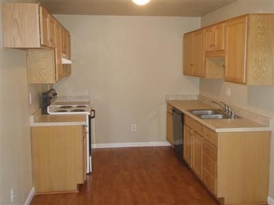 1st image of 552 Denise Dr