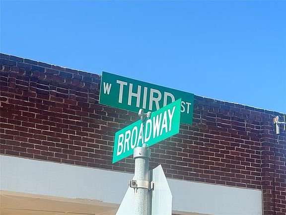 5th image of 307 Broadway St Lot 10-12