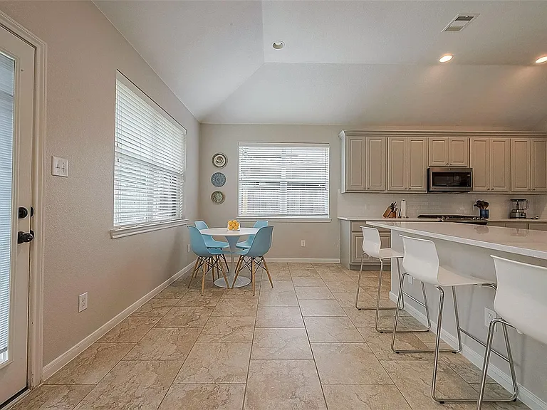 167 Pinto Point Pl — Photo 7