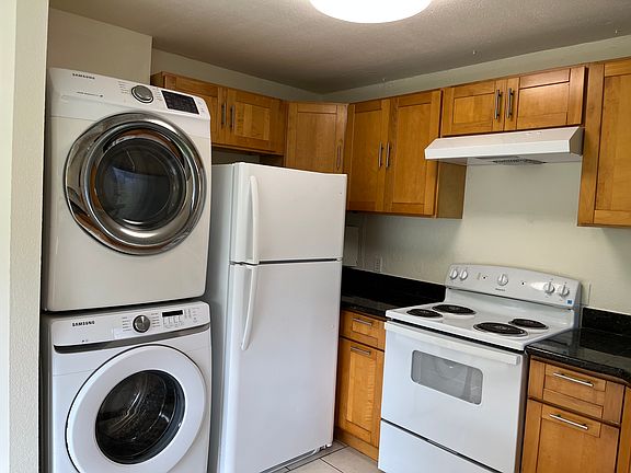 2nd image of 47-420 Hui Iwa St APT B109