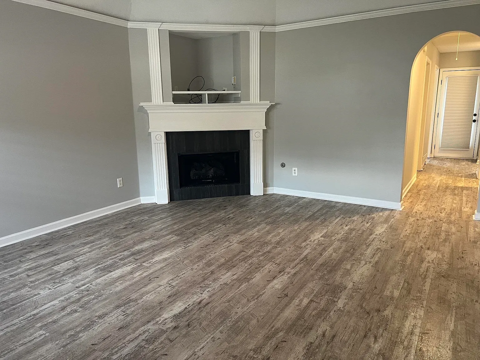 3 bed, 2.0 bath, 1446 sqft, $1,800 — Photo 3