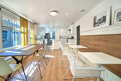 225 N Harvard Blvd #A Photo 1