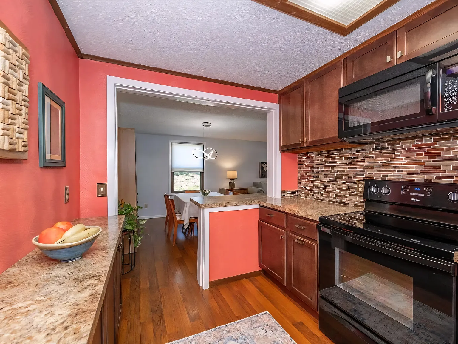 2 bed, 864 sqft, $1,450 — Photo 1