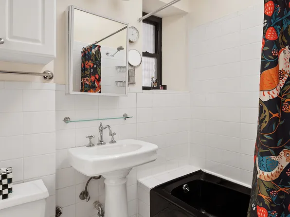 657 West 183rd Street image 16 of 18