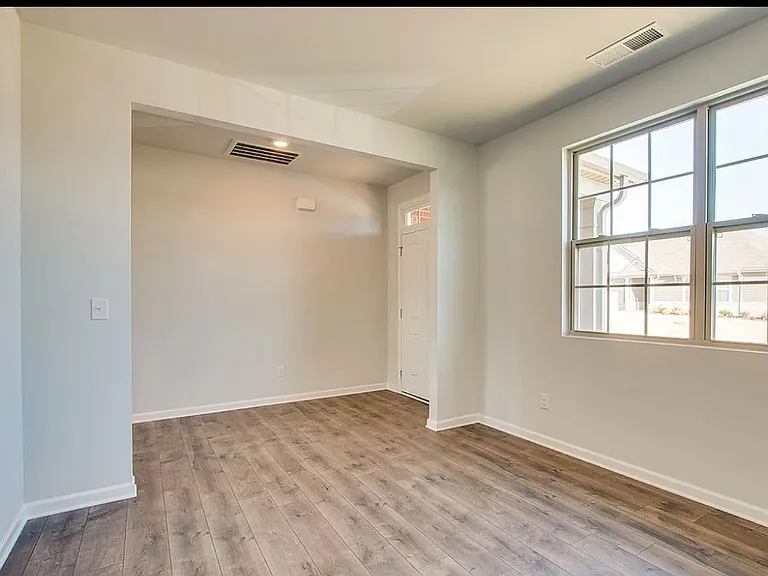 9044 Copenhagen Dr — Photo 16