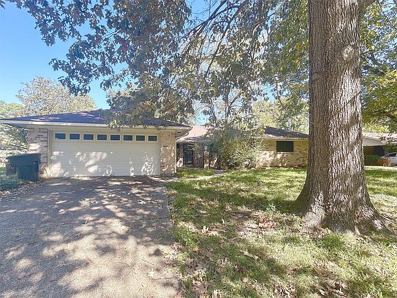 2nd image of 6240 N Inwood Rd