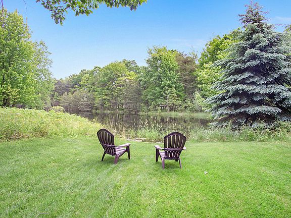 4th image of 17823 Dewberry Pl