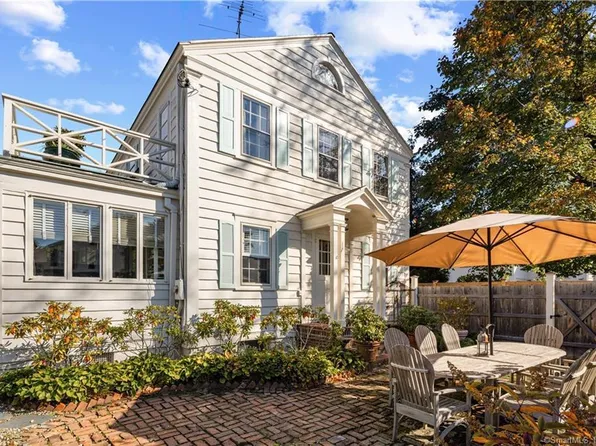 6 Murvon Court, Westport, CT 06880