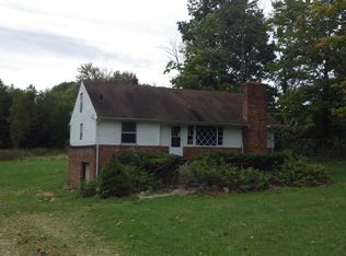 16033 Leggett Rd, Montville, OH 44064