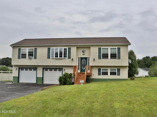6 Vintage Ests, Plattsburgh, NY 12901