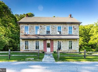 301 E Glencrest Rd, Coatesville, PA 19320