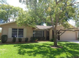 929 Anchorage Ln, Palm Harbor, FL 34685