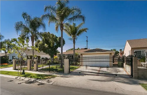 6313 Bluebell Ave Photo 1