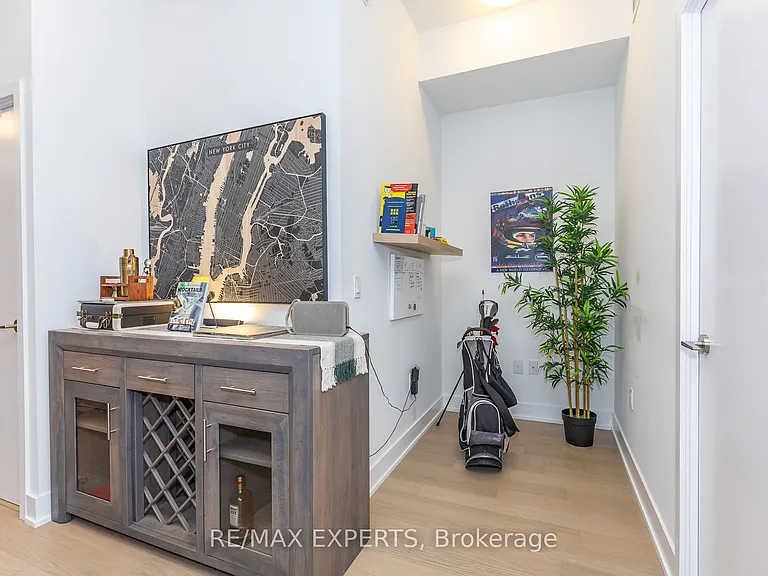 30 Shore Breeze Dr #1215 — Photo 4