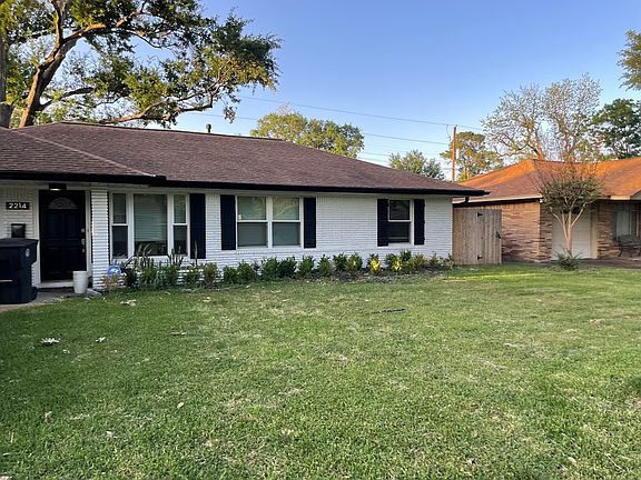 2nd image of 2214 Bron Holly Dr