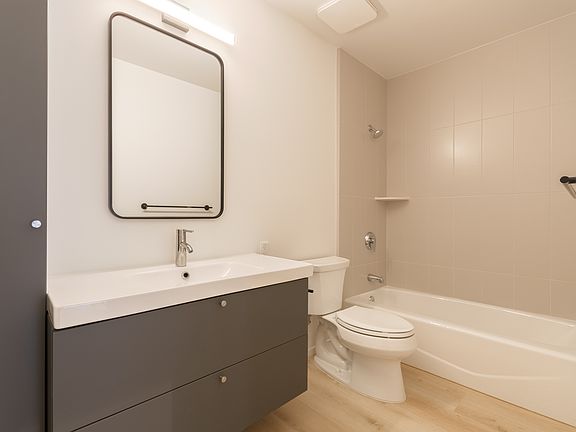 2nd image of 2471-2473 Broadway #34c0470c9
