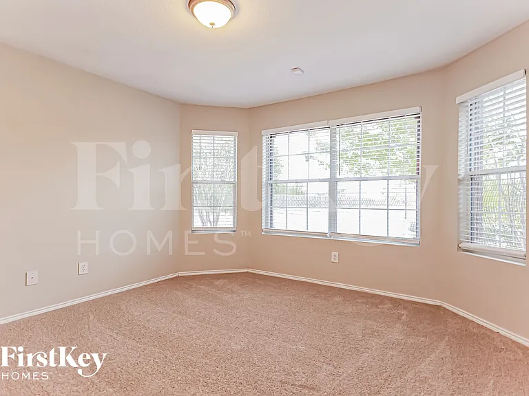 229 Silver Spur Dr — Photo 13