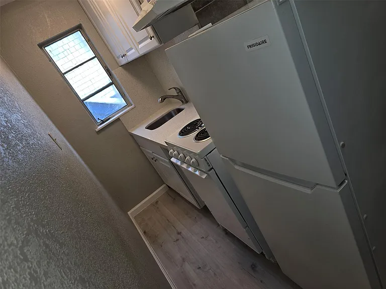 2501 Yoakum Blvd #13 — Photo 7