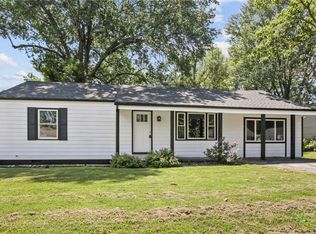 11209 W 68th Ter, Shawnee, KS 66203