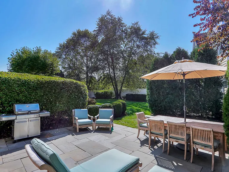 32 Reynolds Pl #A — Photo 18