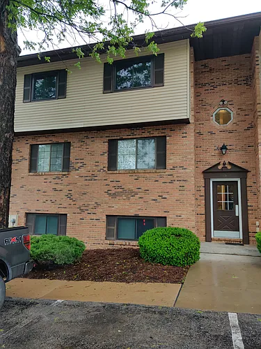 15 Village West Ct #301 Photo 1
