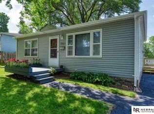 7323 Frederick Ave, La Vista, NE 68128