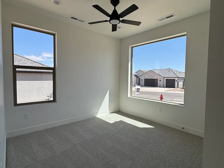 663 S Molveno Trl — Photo 21